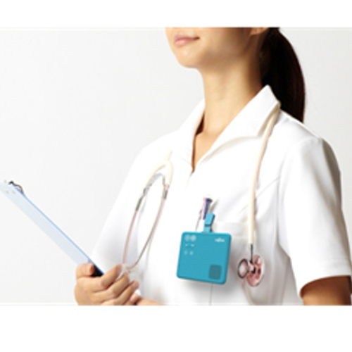 Davanti al badge intelligente, anche in ospedale ci si può sentire bene