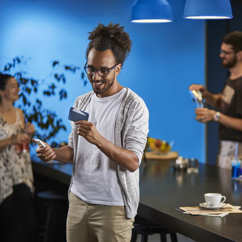 Dove si attacca, Chipolo Card non si perde più. E aiuta a ritrovare lo smartphone