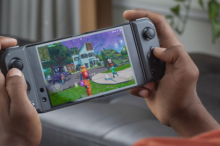 In mano a Junglecat, lo smartphone si trasforma in console