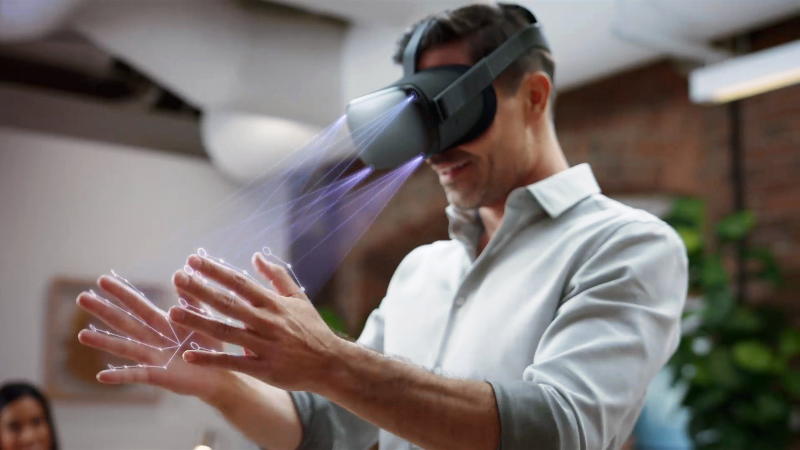 In mano a Quest anche l’interfaccia è virtuale