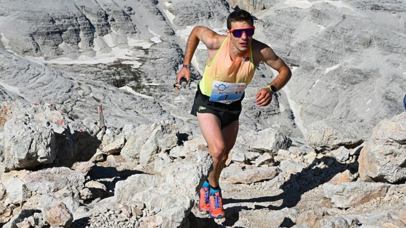 Suunto Race accompagna Mattia Bertoncini in vetta alla DoloMythsRun