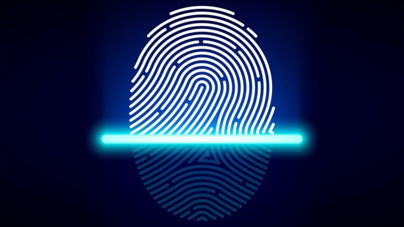 Il sensore di impronte Huawei pronto per dare ordini allo smartwatch